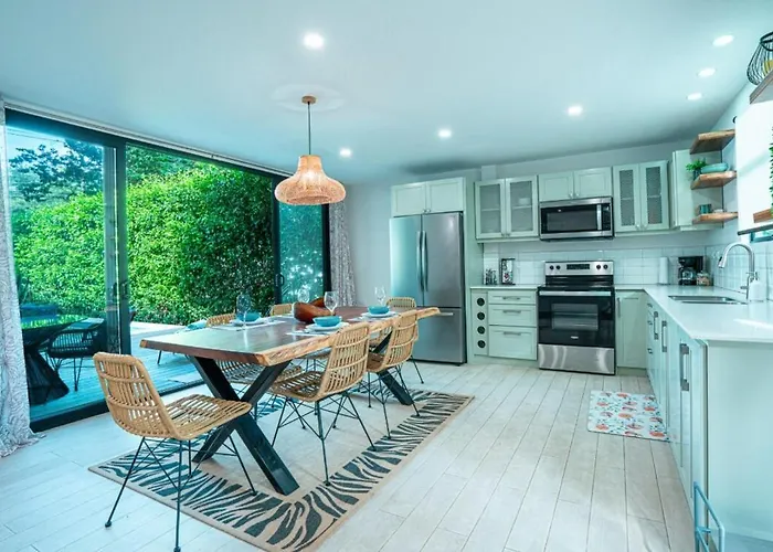 Lnq Peaceful 3Br Retreat, Walk To Beach